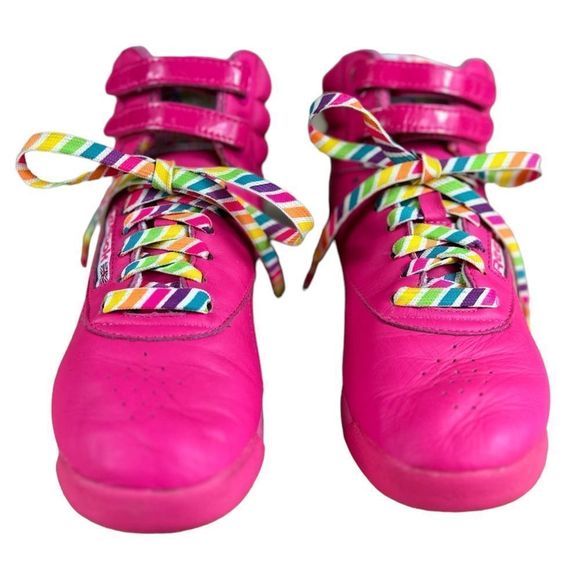 REEBOK CLASSICS 25th ANNIVERSARY Freestyle Hi Pink Rainbow Swirl Lace Sneakers - Picture 3 of 9